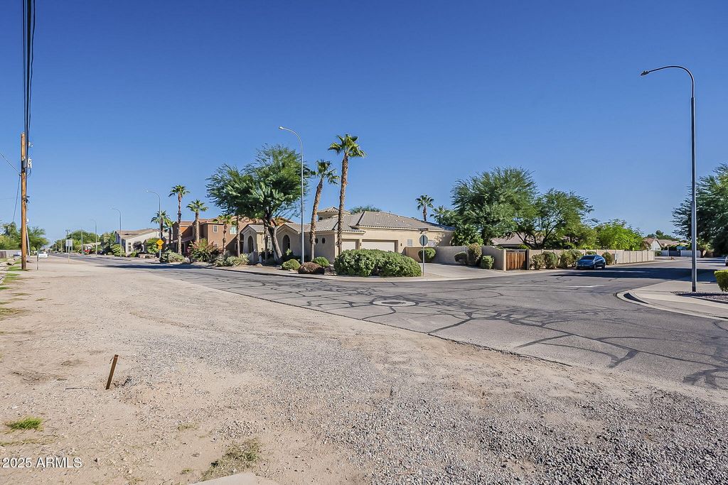 Photo of 12520 E Victoria - Lot 2 Street #1, Chandler, AZ 85249 (MLS # 6958676)