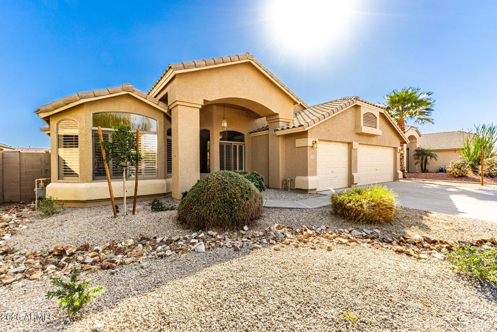 Photo of 16599 W Adams Street, Goodyear, AZ 85338 (MLS # 6994878)