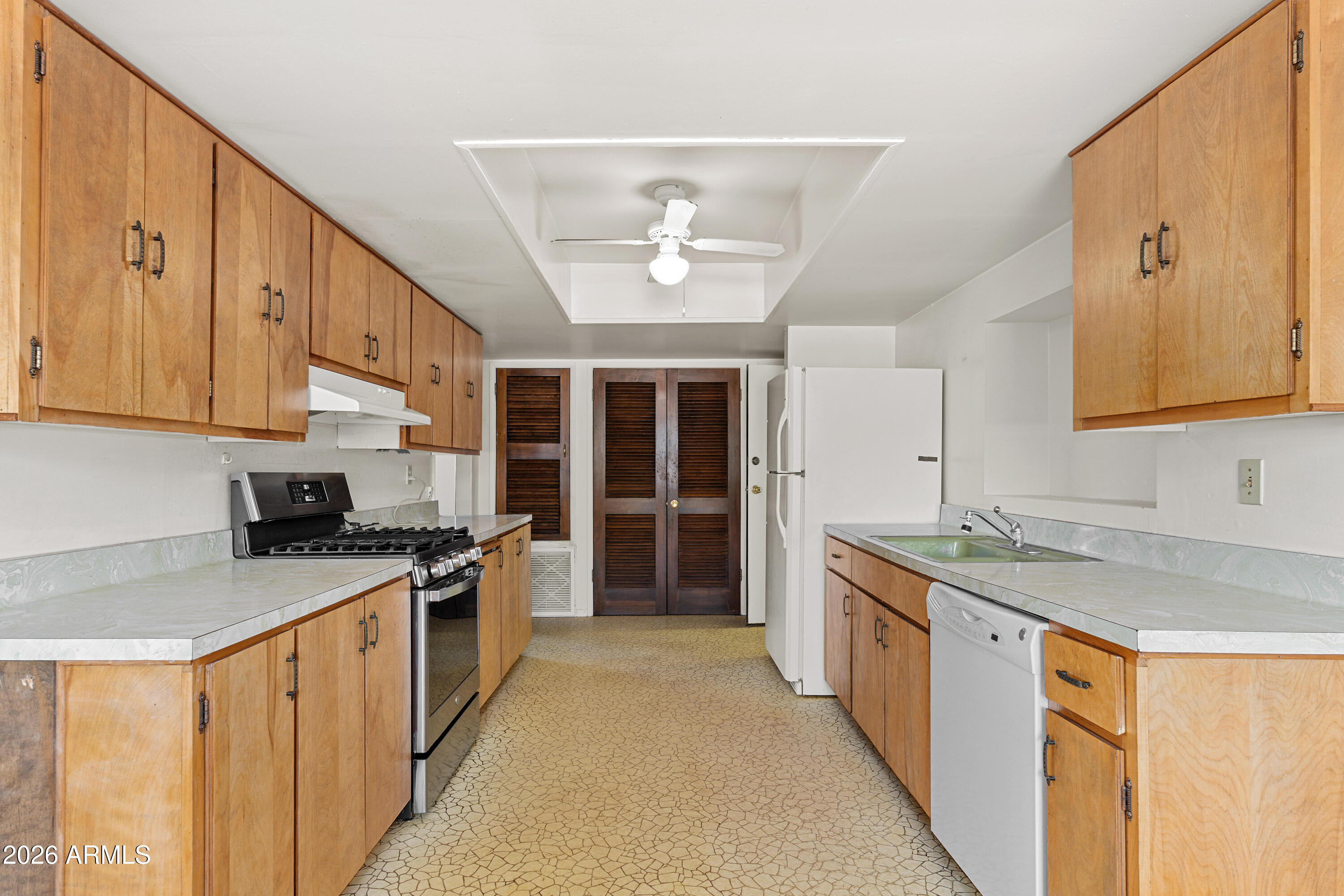 RIDGEVIEW - Residential