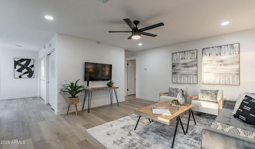 Photo of 10807 W Northern Avenue #133, Glendale, AZ 85307 (MLS # 6992903)