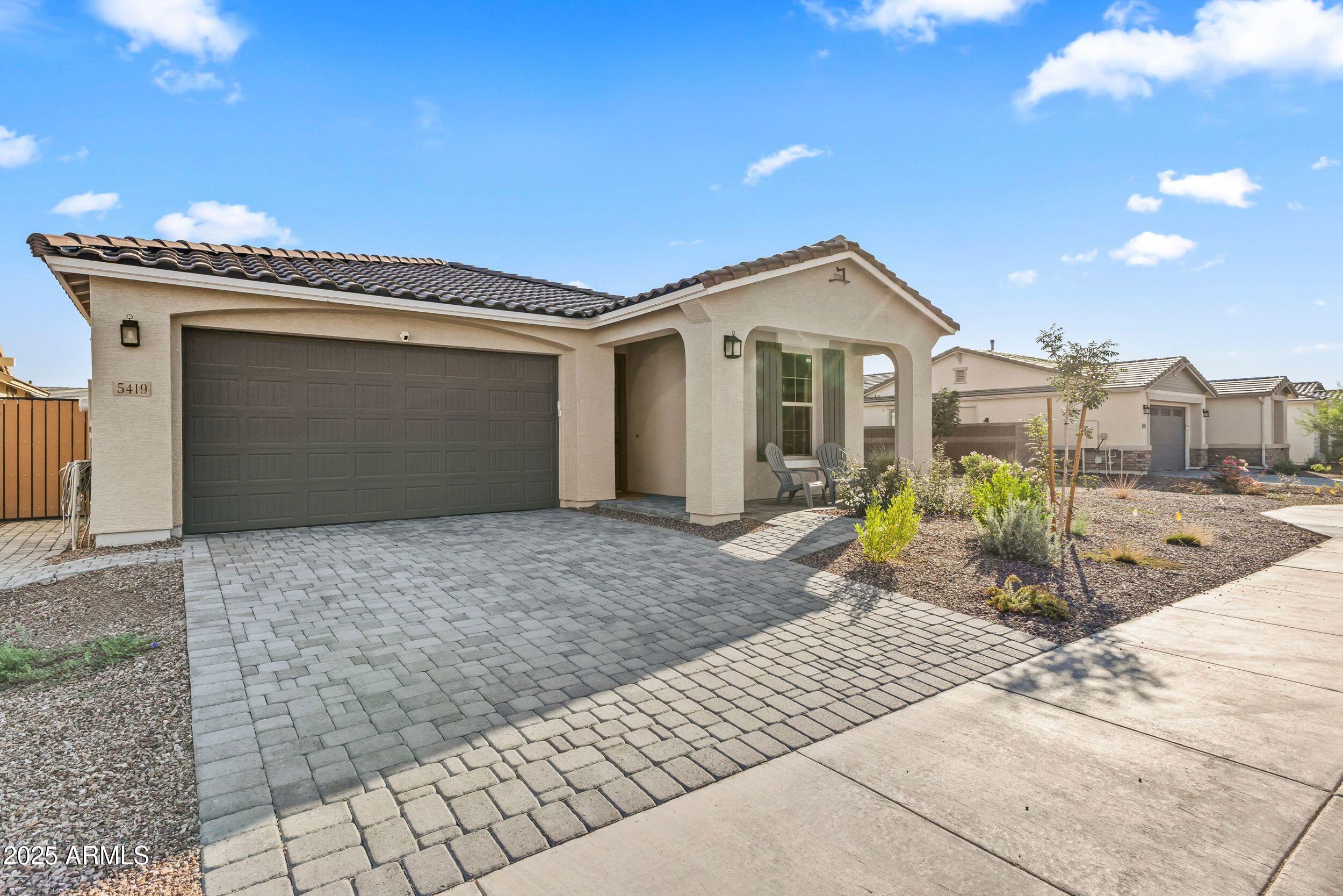 5419 W LAS PALMARITAS Drive