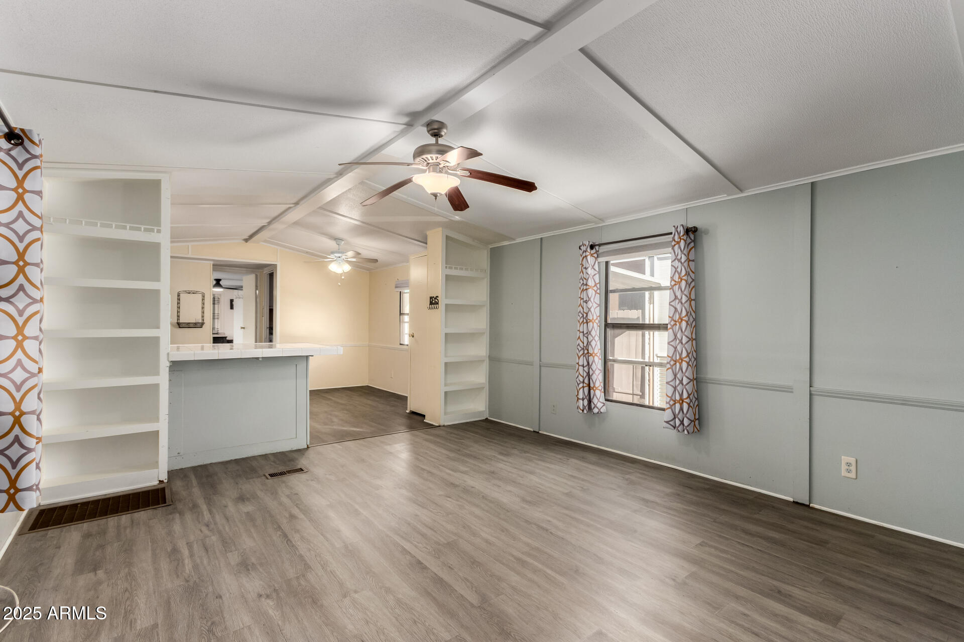 10401 N CAVE CREEK Road 93