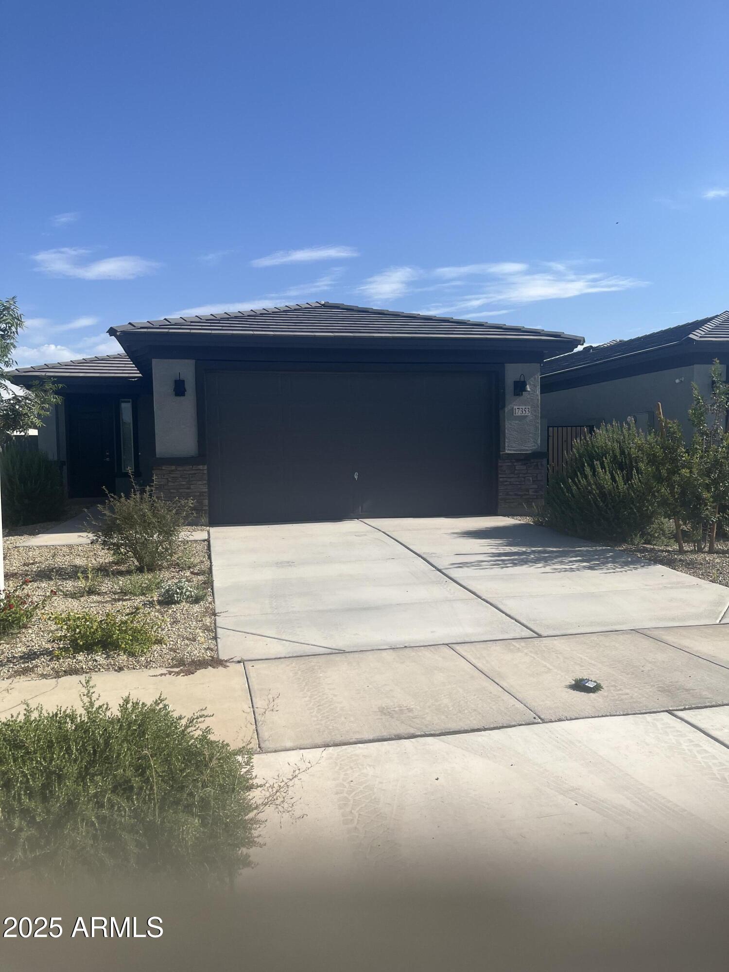 17353 W VIA DE LUNA Drive