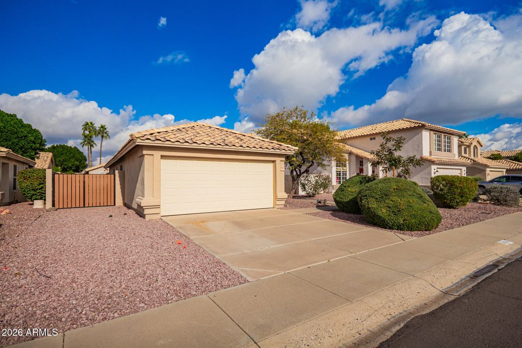 Photo of 7428 W Los Gatos Drive, Glendale, AZ 85310 (MLS # 6966762)