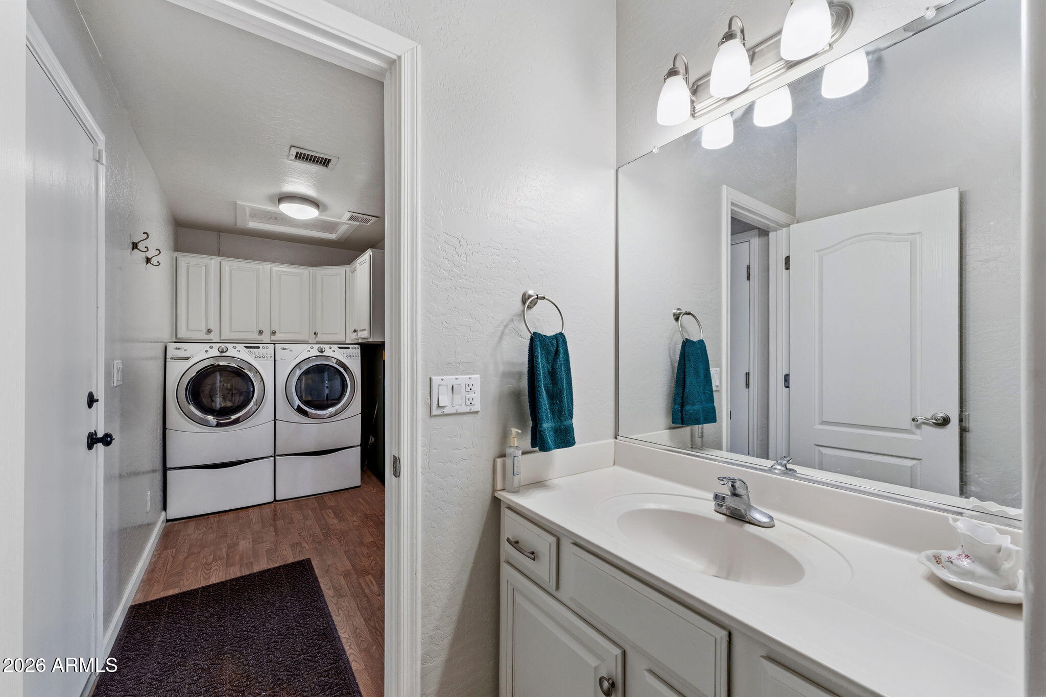 ESTATES AT NORTH SHORE UNIT 1 - Residential