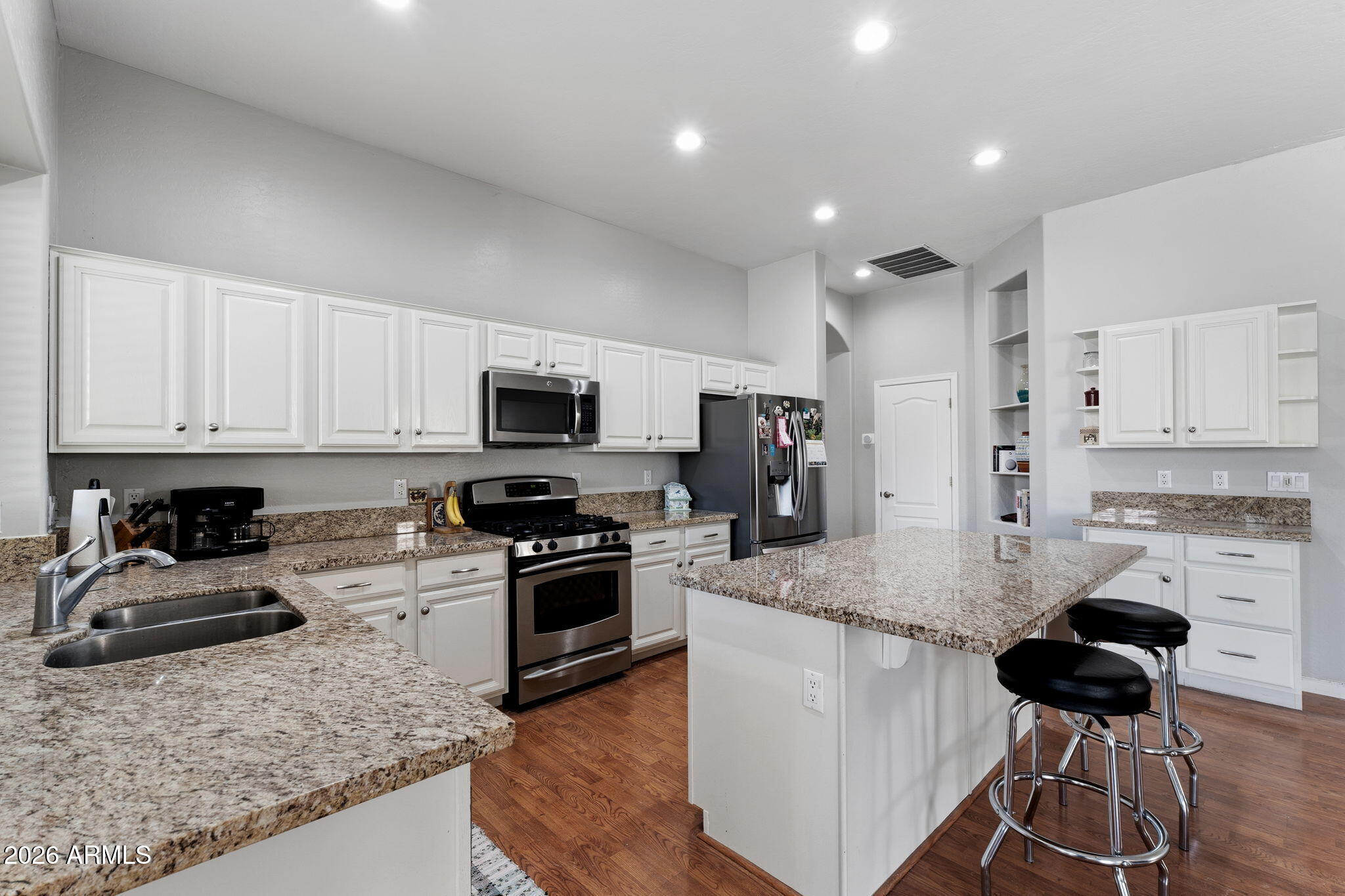 ESTATES AT NORTH SHORE UNIT 1 - Residential