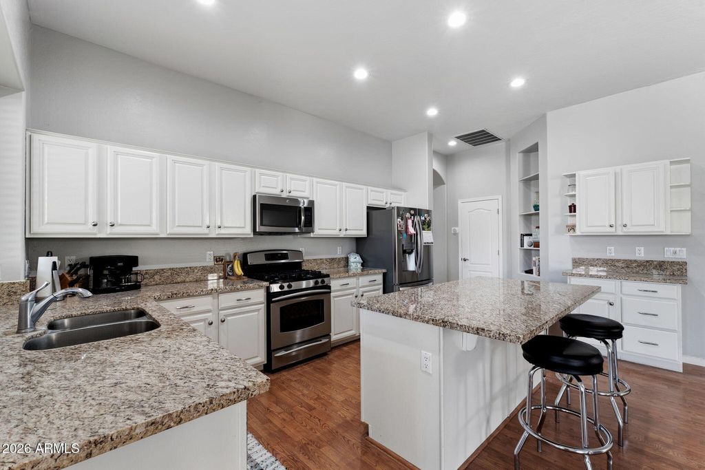Photo of 1252 W Bruce Avenue, Gilbert, AZ 85233 (MLS # 7016537)