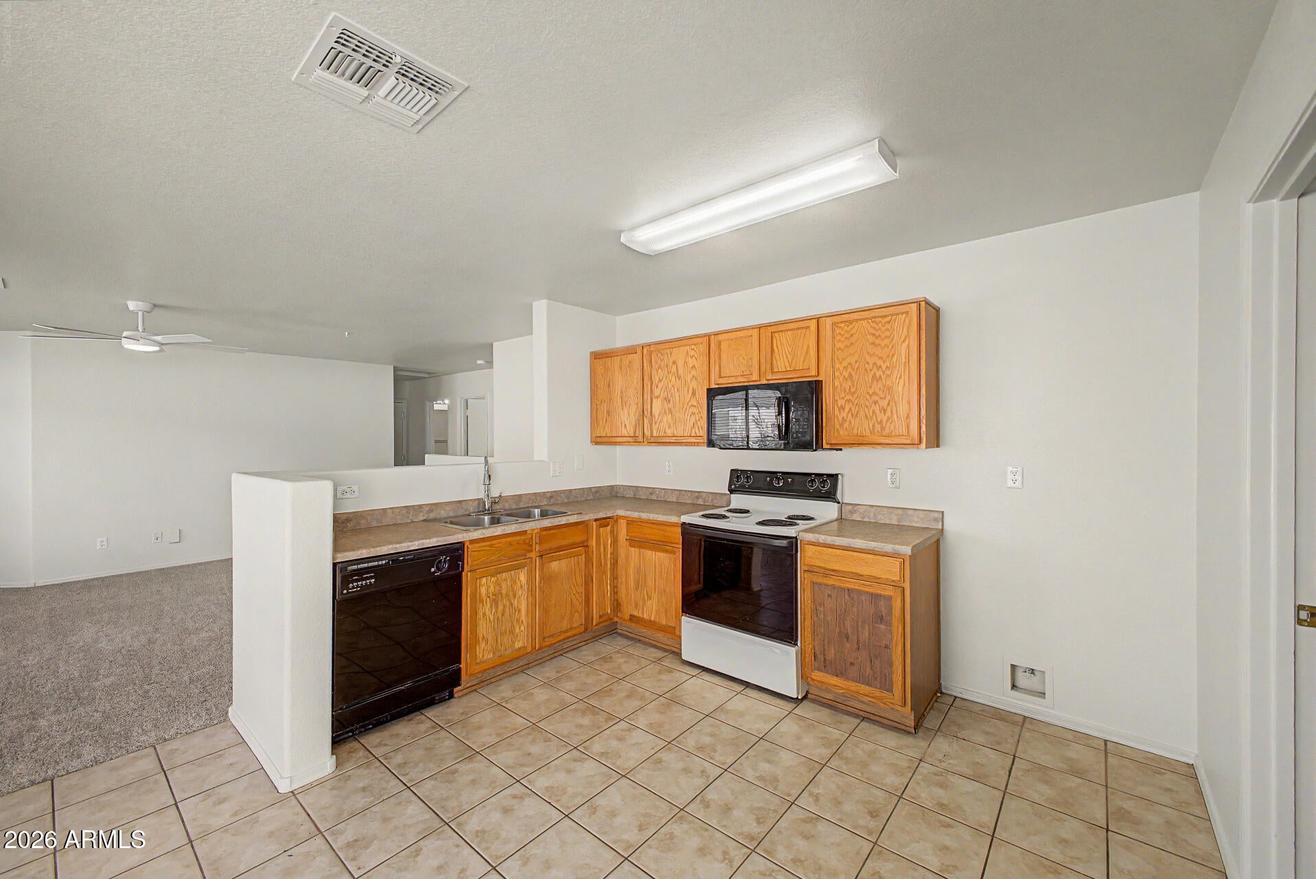 16070 W WOODLANDS Avenue