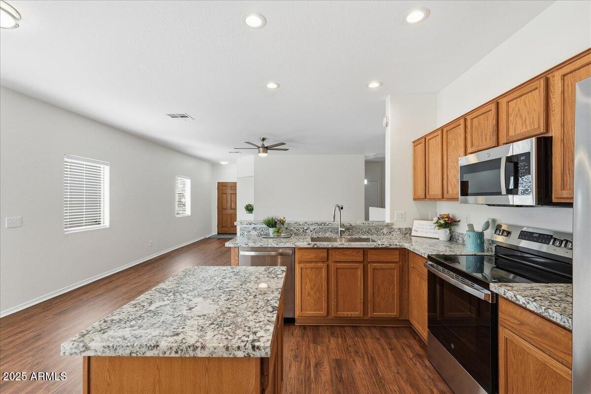 16811 W RIMROCK Street