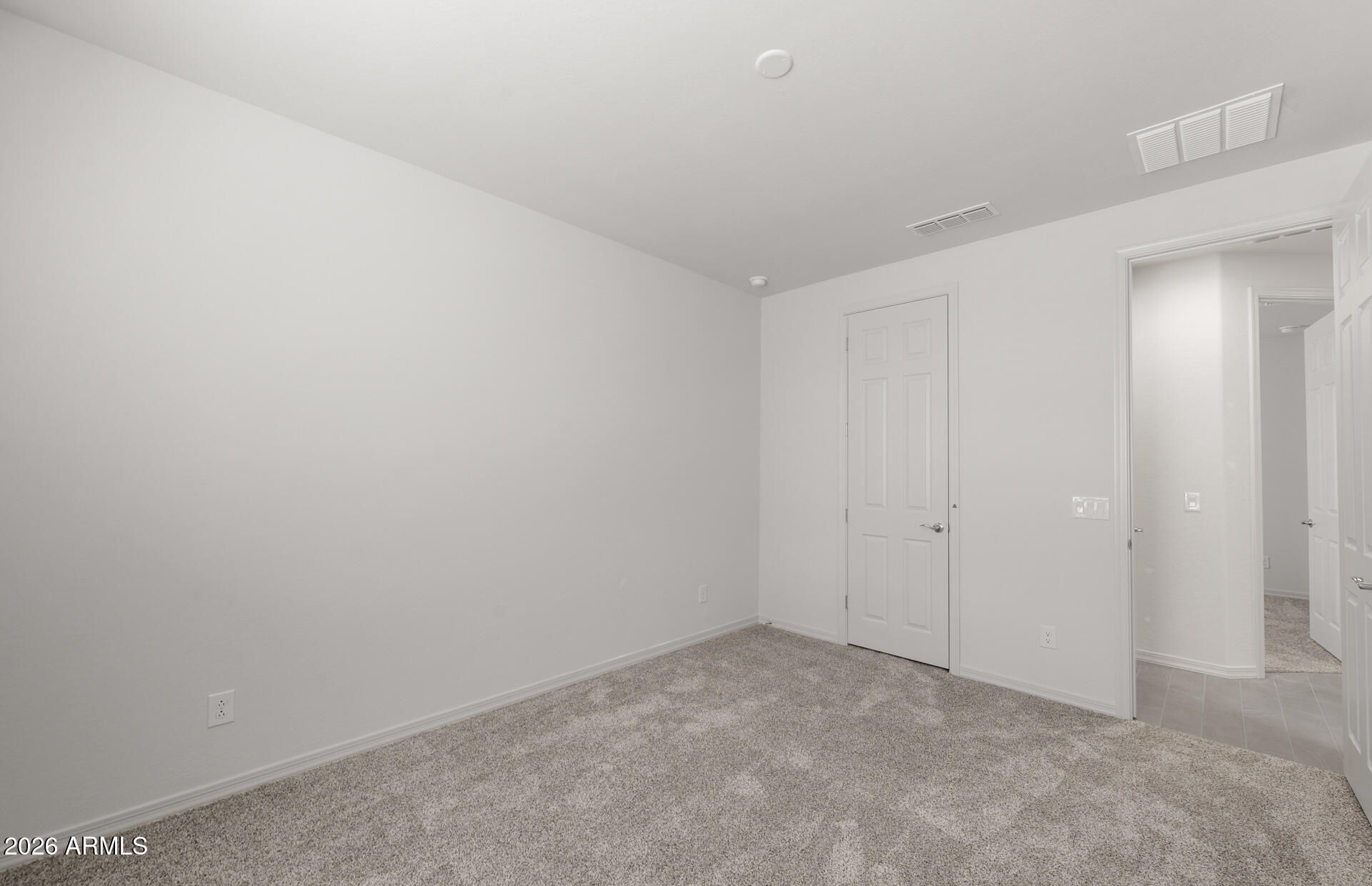 17608 W PASADENA Avenue