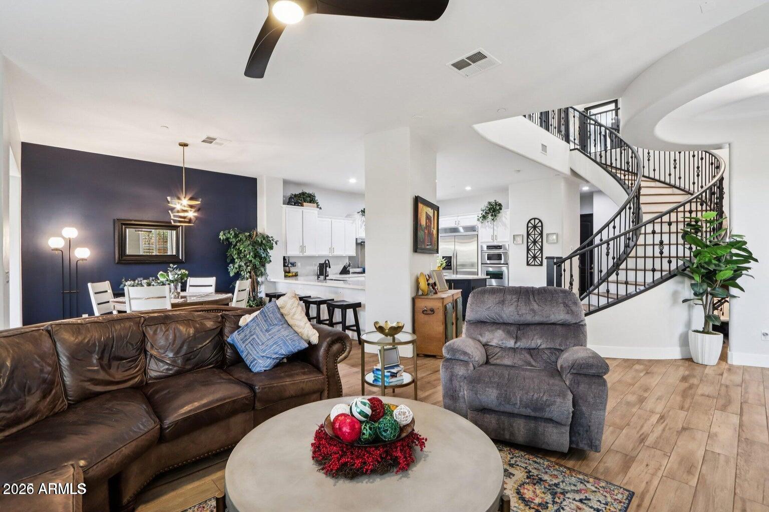 12338 E NORTH Lane