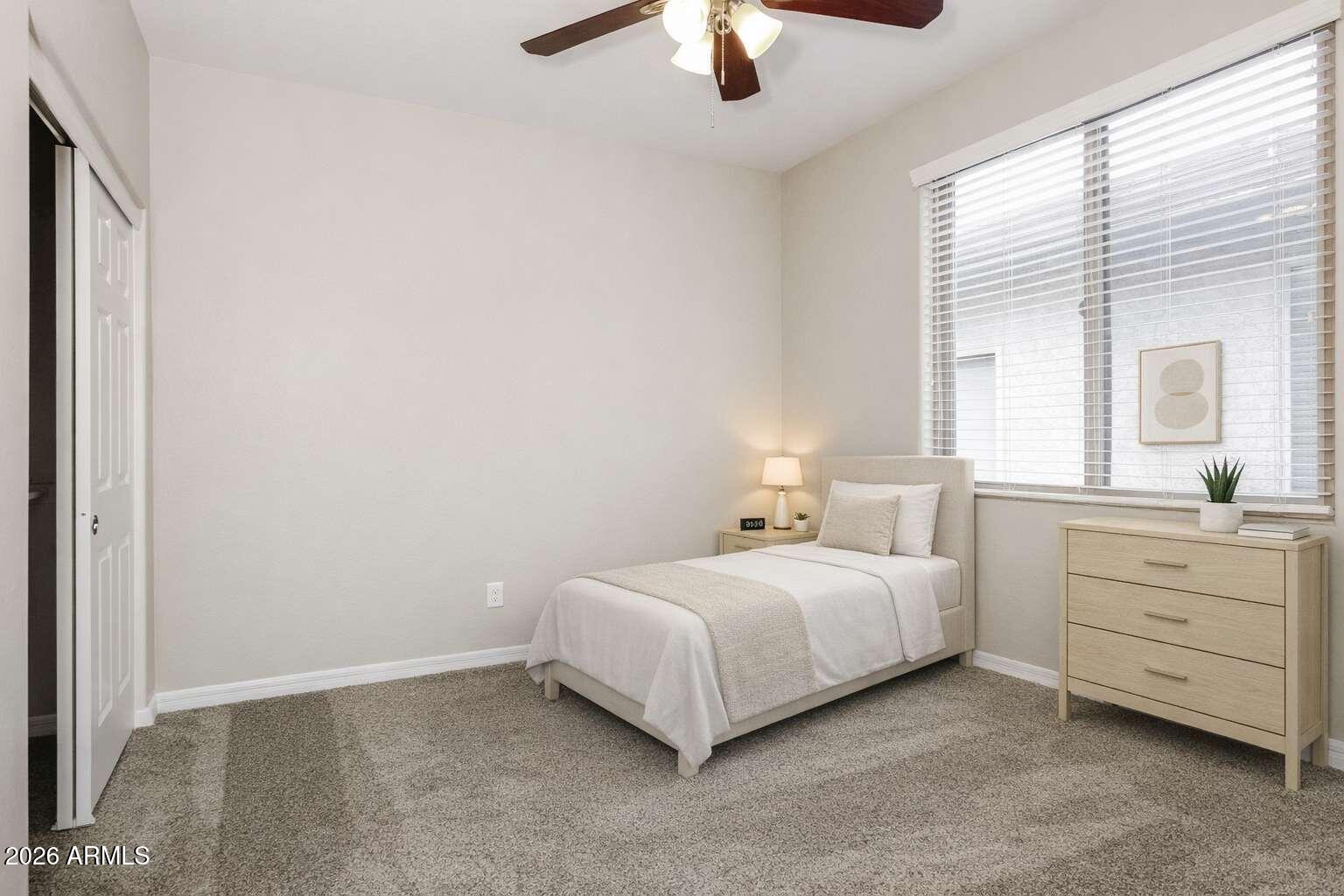 718 W TWIN PEAKS Parkway