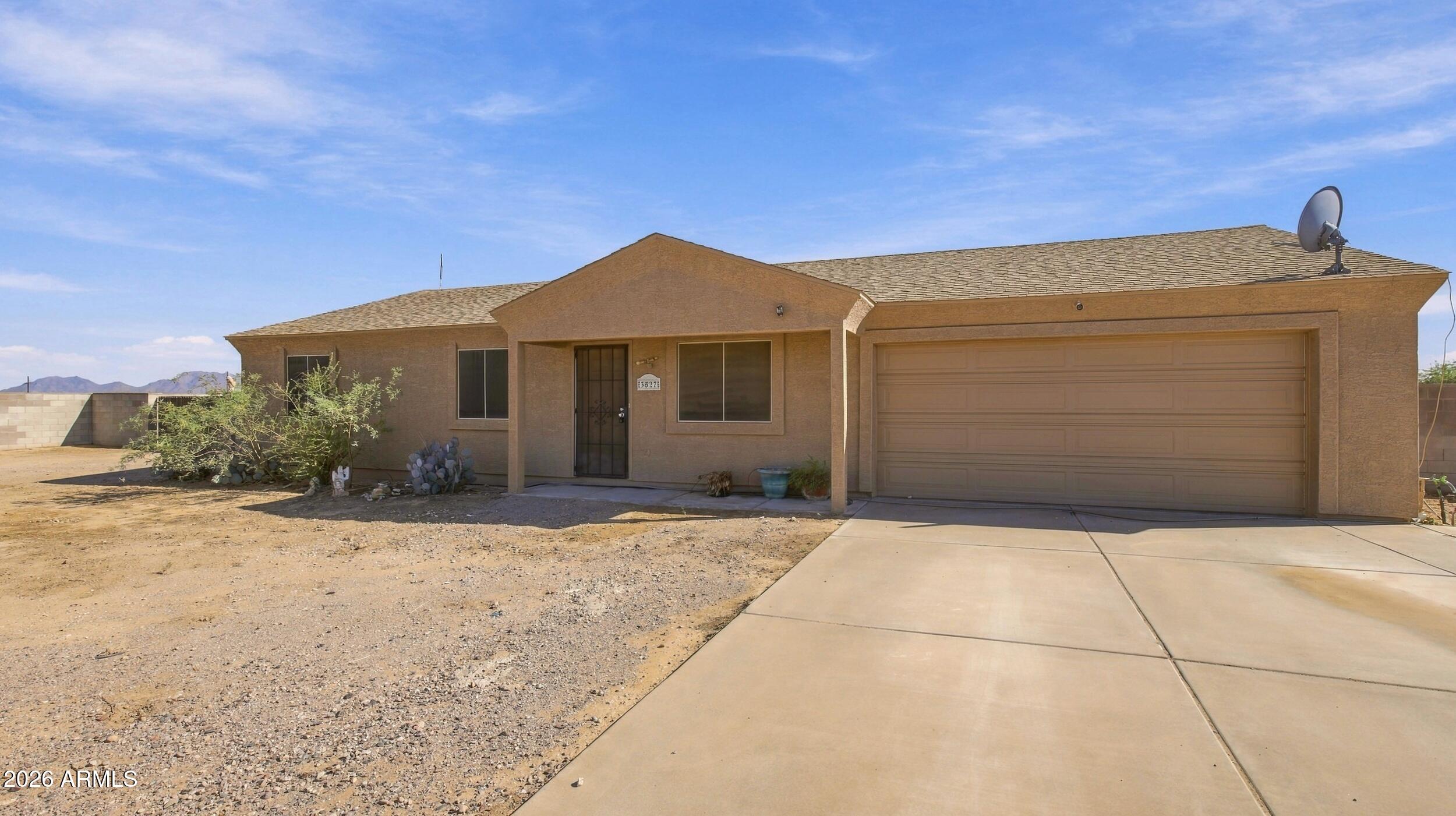 3527 E BATTEN Road