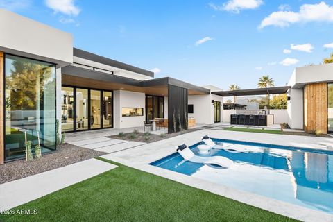 Photo of 8618 E Irish Hunter Trail, Scottsdale, AZ 85258 (MLS # 6878979)