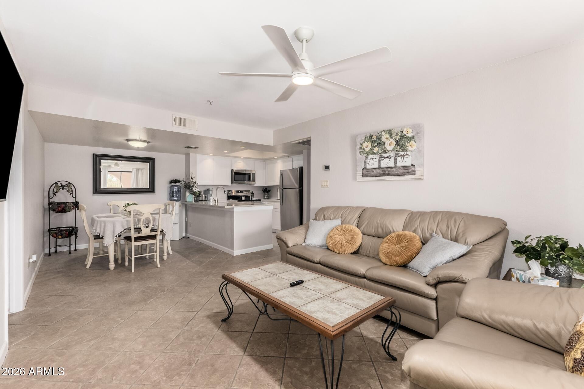 5757 W EUGIE Avenue 1060