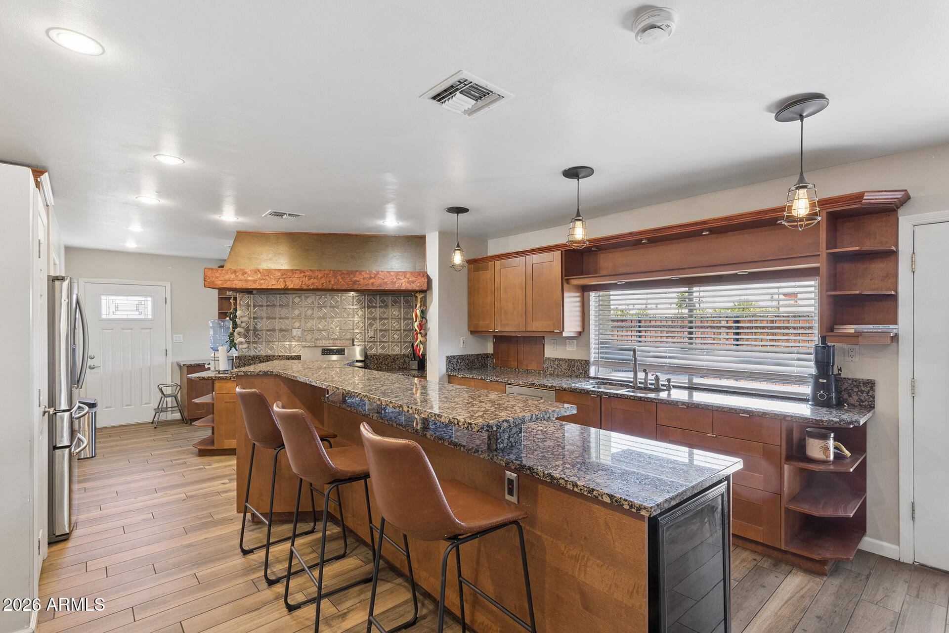 2348 N 28TH Place