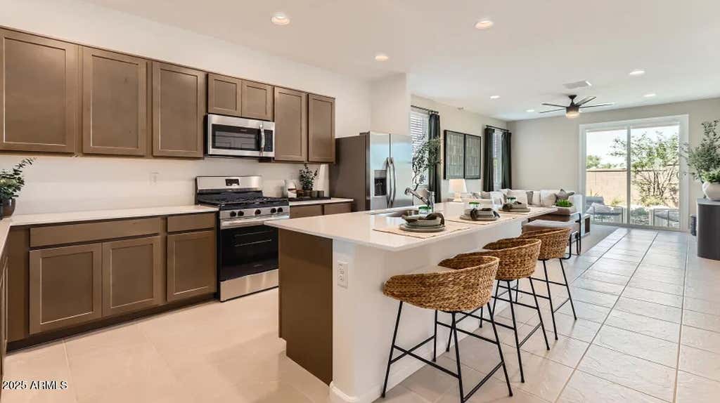 Photo of 23181 W Parkway Drive, Buckeye, AZ 85326 (MLS # 7039411)