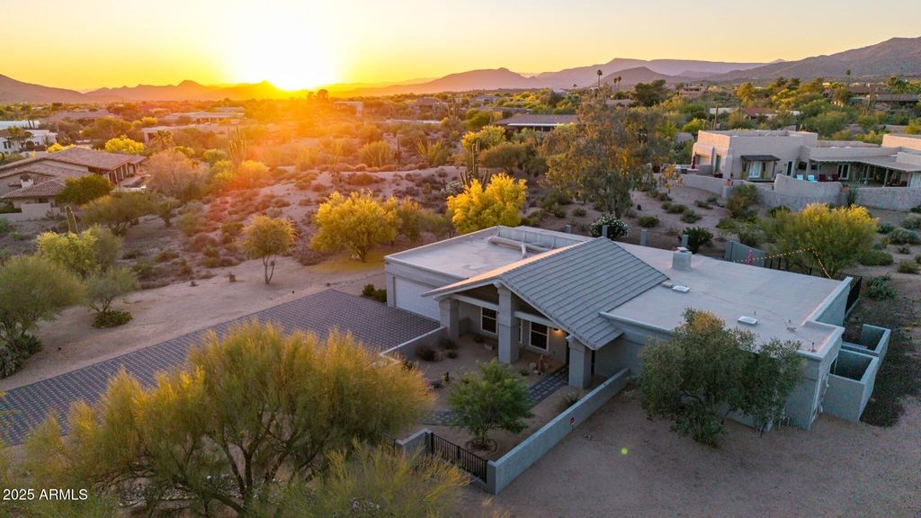 Photo of 9432 E Quail Trail, Carefree, AZ 85377 (MLS # 6920708)