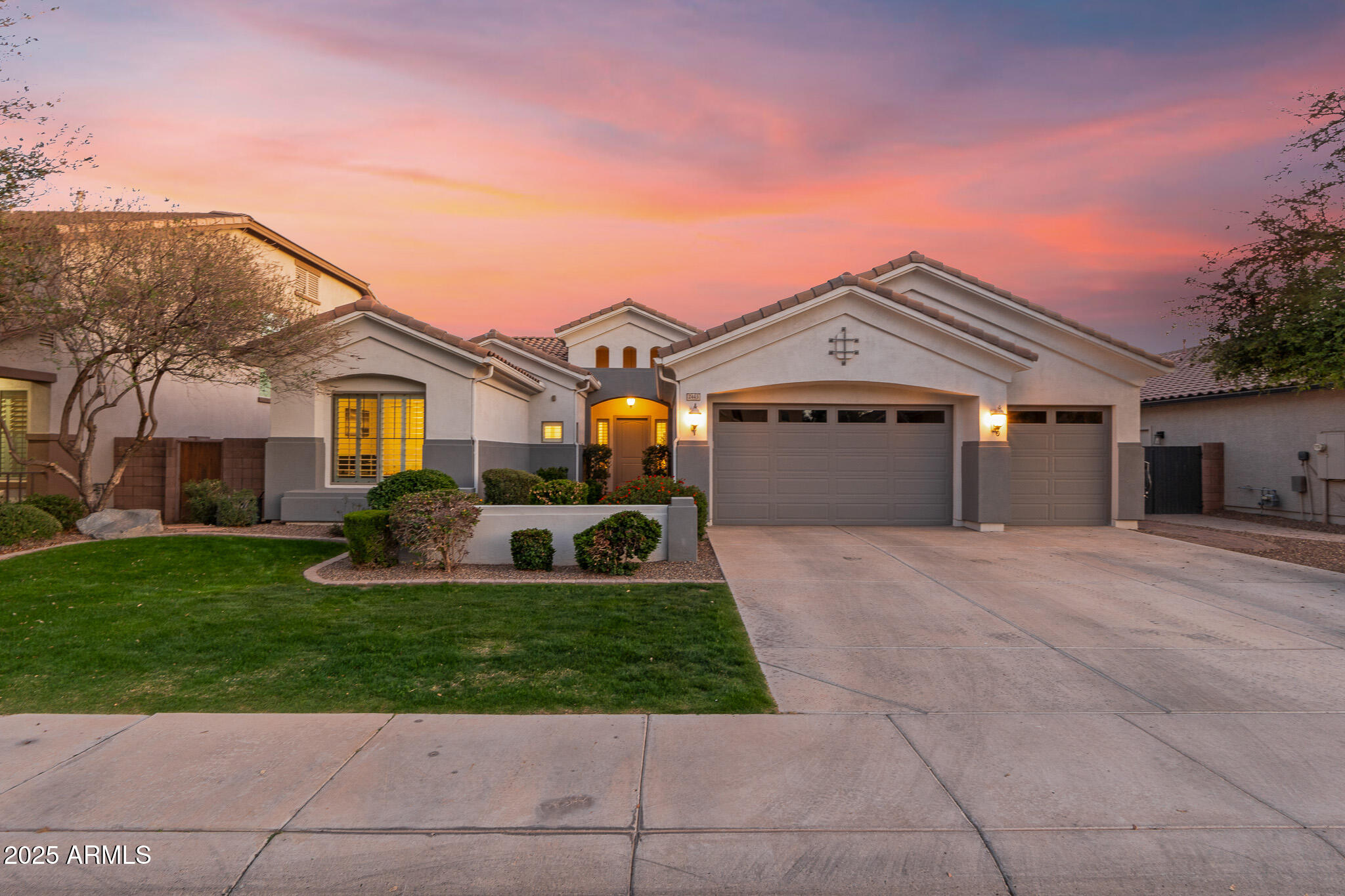 2443 E FICUS Way