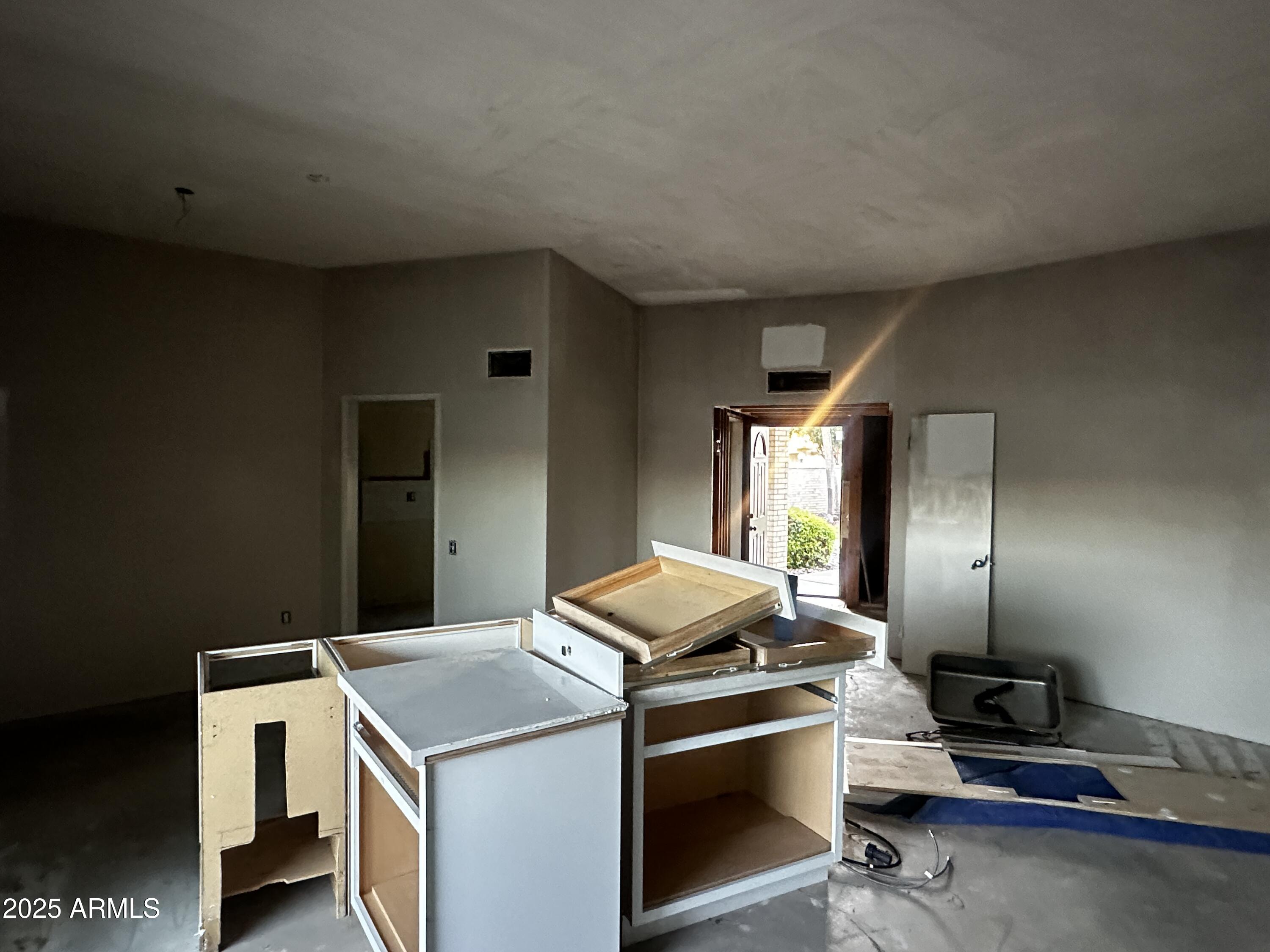 10958 W COGGINS Drive