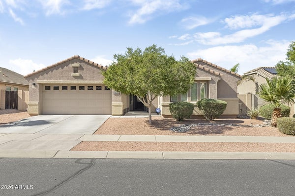 17820 W CHARTER OAK RD, SURPRISE, AZ 85388 - Image 0dad73f85892d92d60a96fd4a33adfb4/1743385362