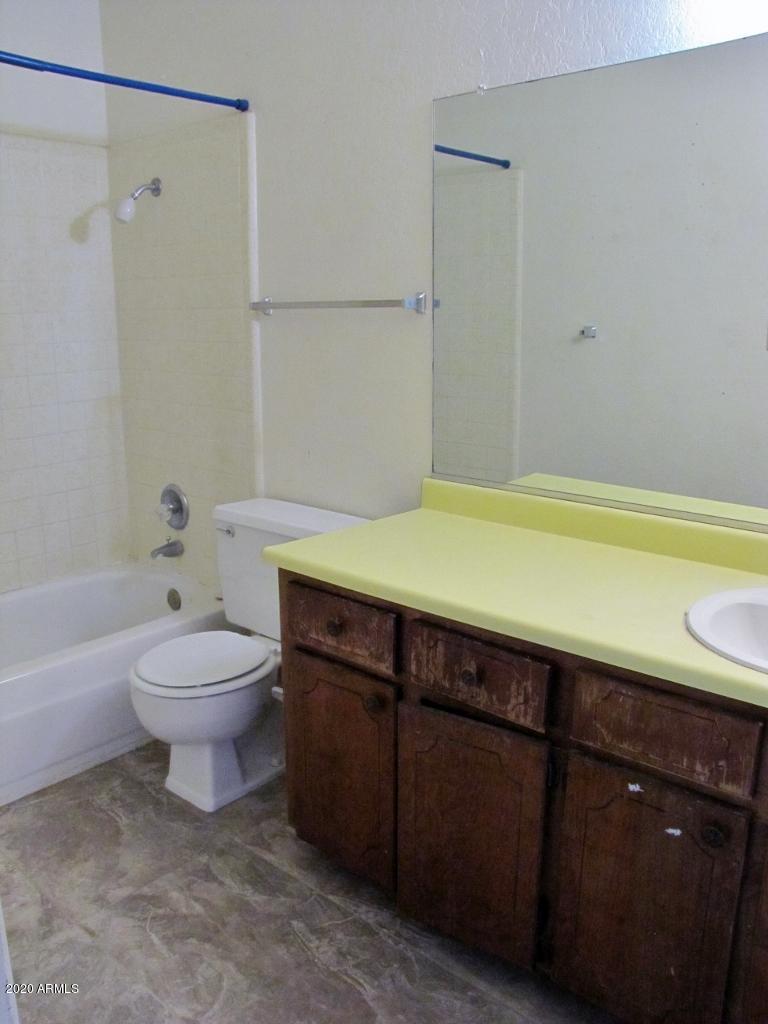 PUEBLO DEL SOL UNO - Residential Lease