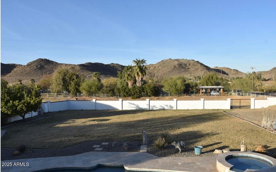 4304 W CALLE POCO --