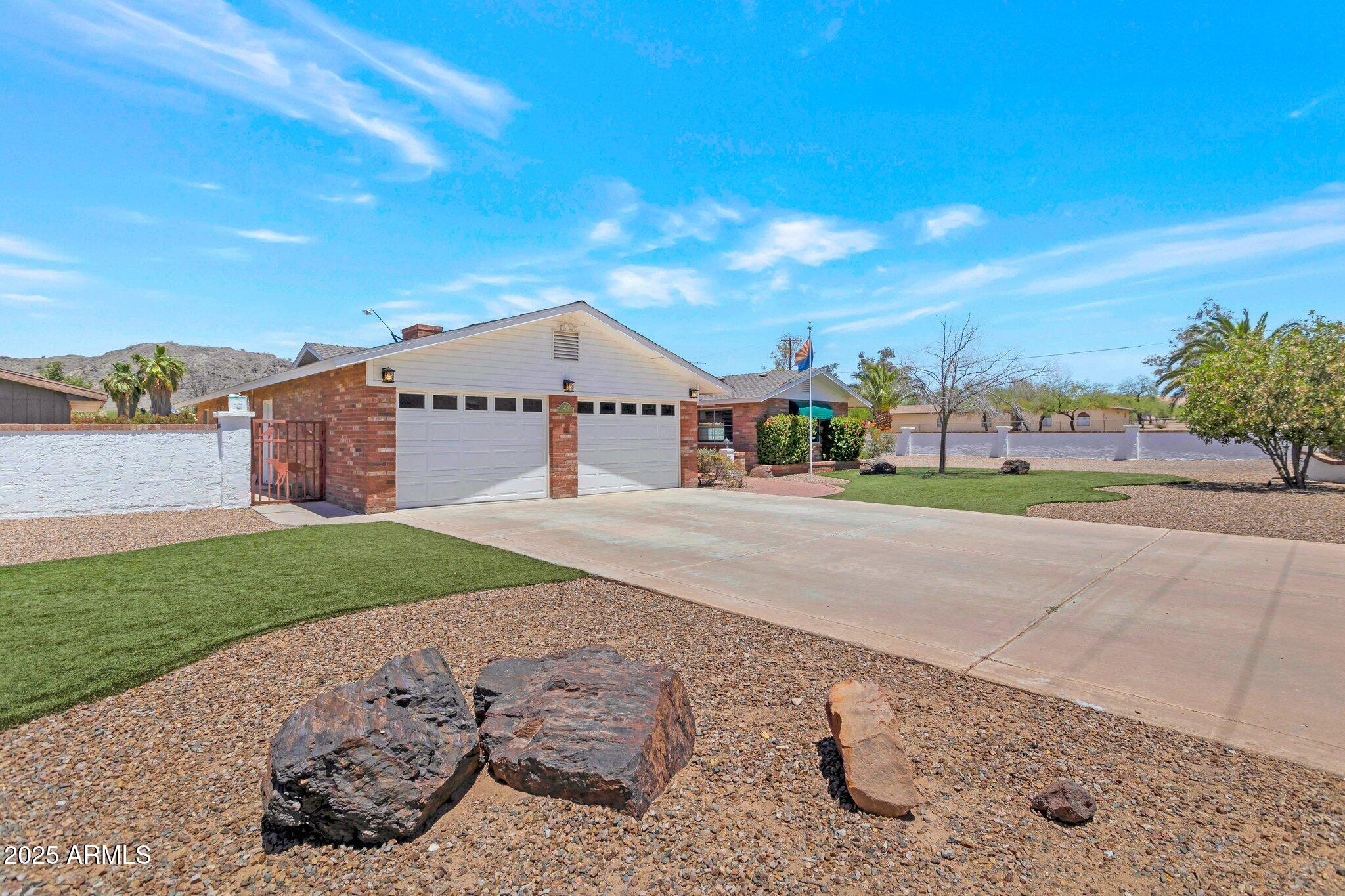 4304 W CALLE POCO --