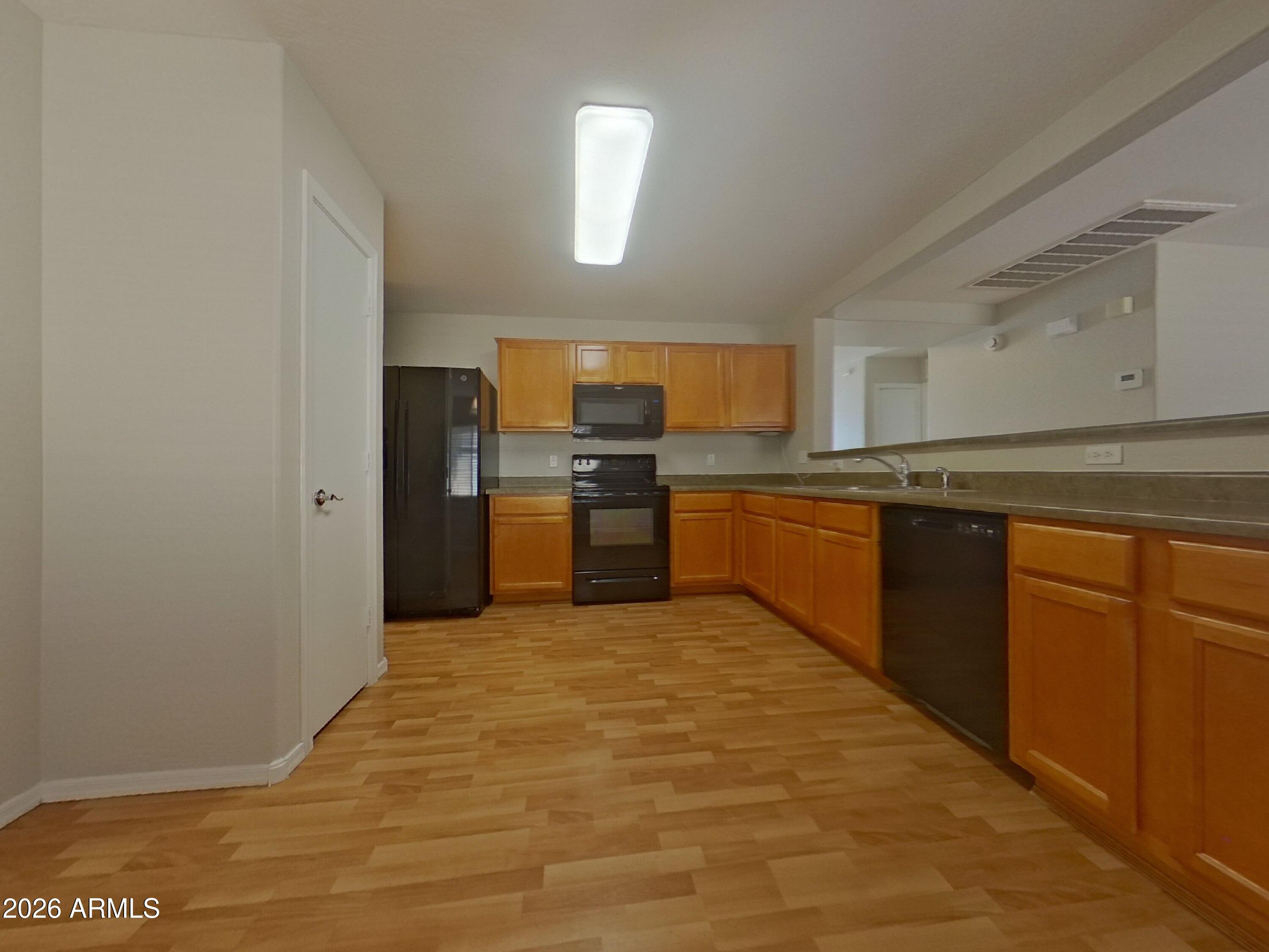 396 W CORRIENTE Court