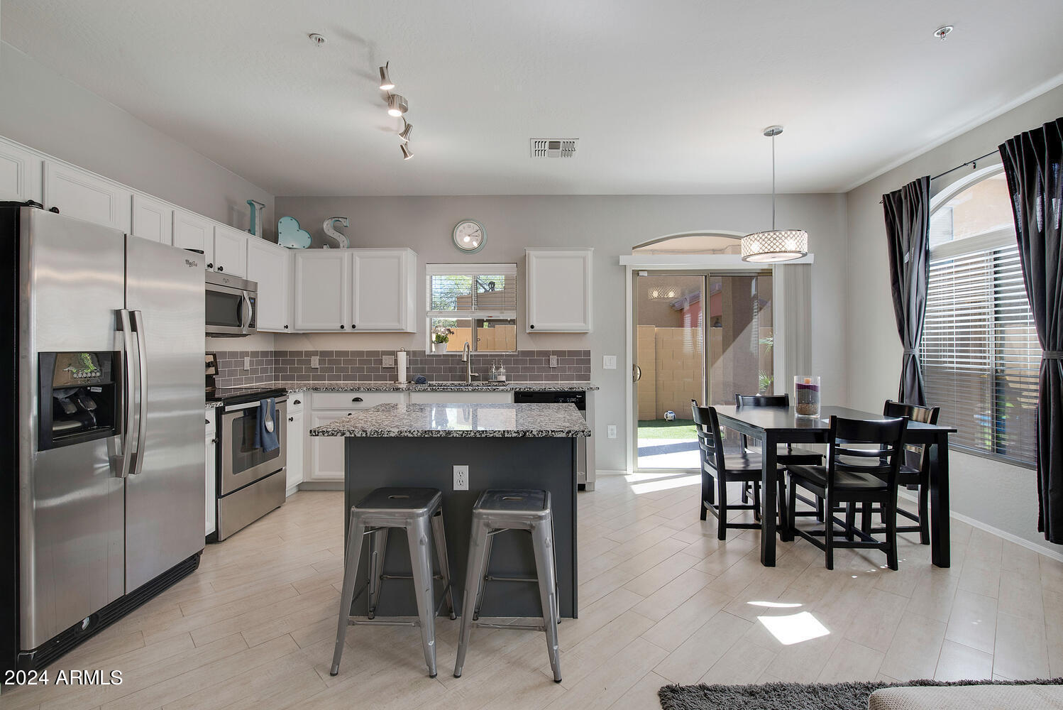 2250 E Deer Valley Road 85