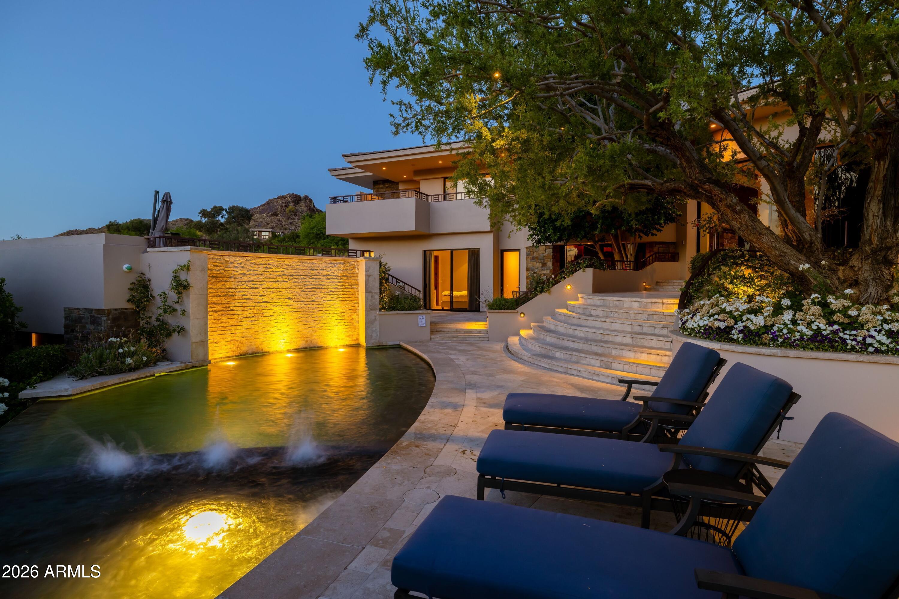 7451 N LAS BRISAS Lane