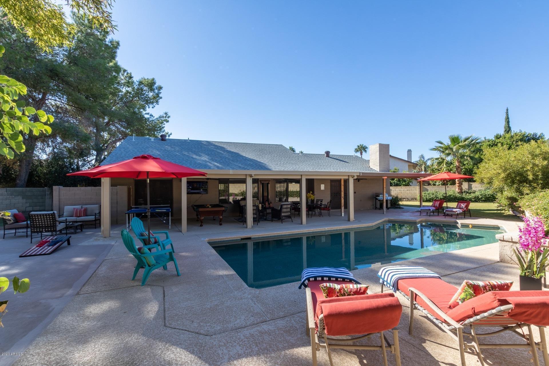 5216 E Monte Cristo Avenue