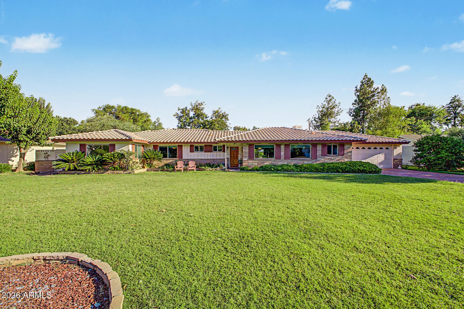 1001 W KALER Drive
