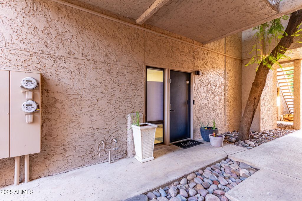 Photo of 1207 E Northshore Drive #136, Tempe, AZ 85283 (MLS # 6944339)