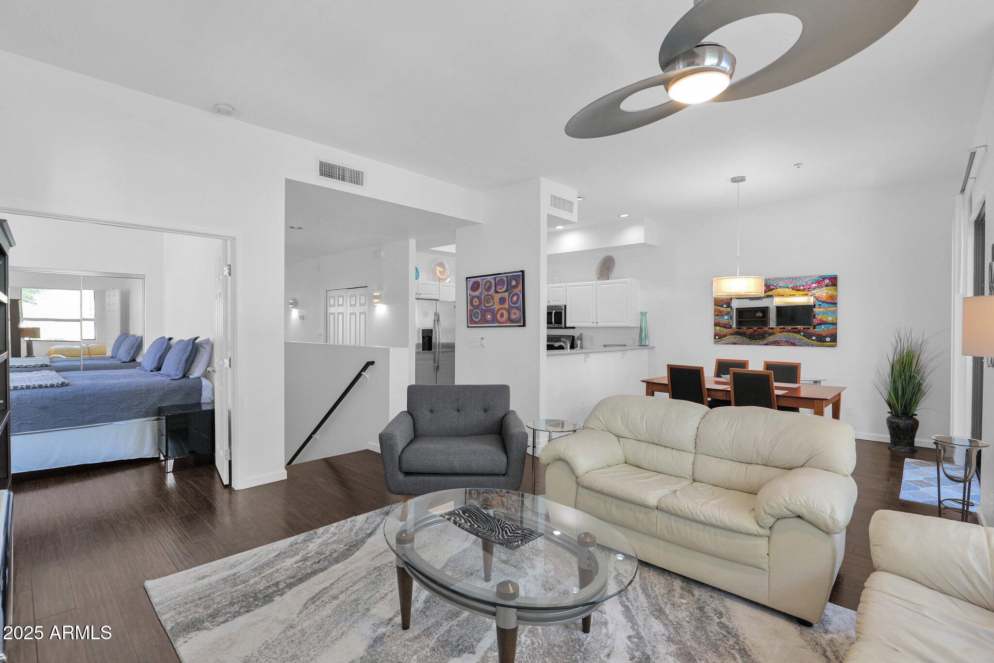 8270 N HAYDEN Road 2013