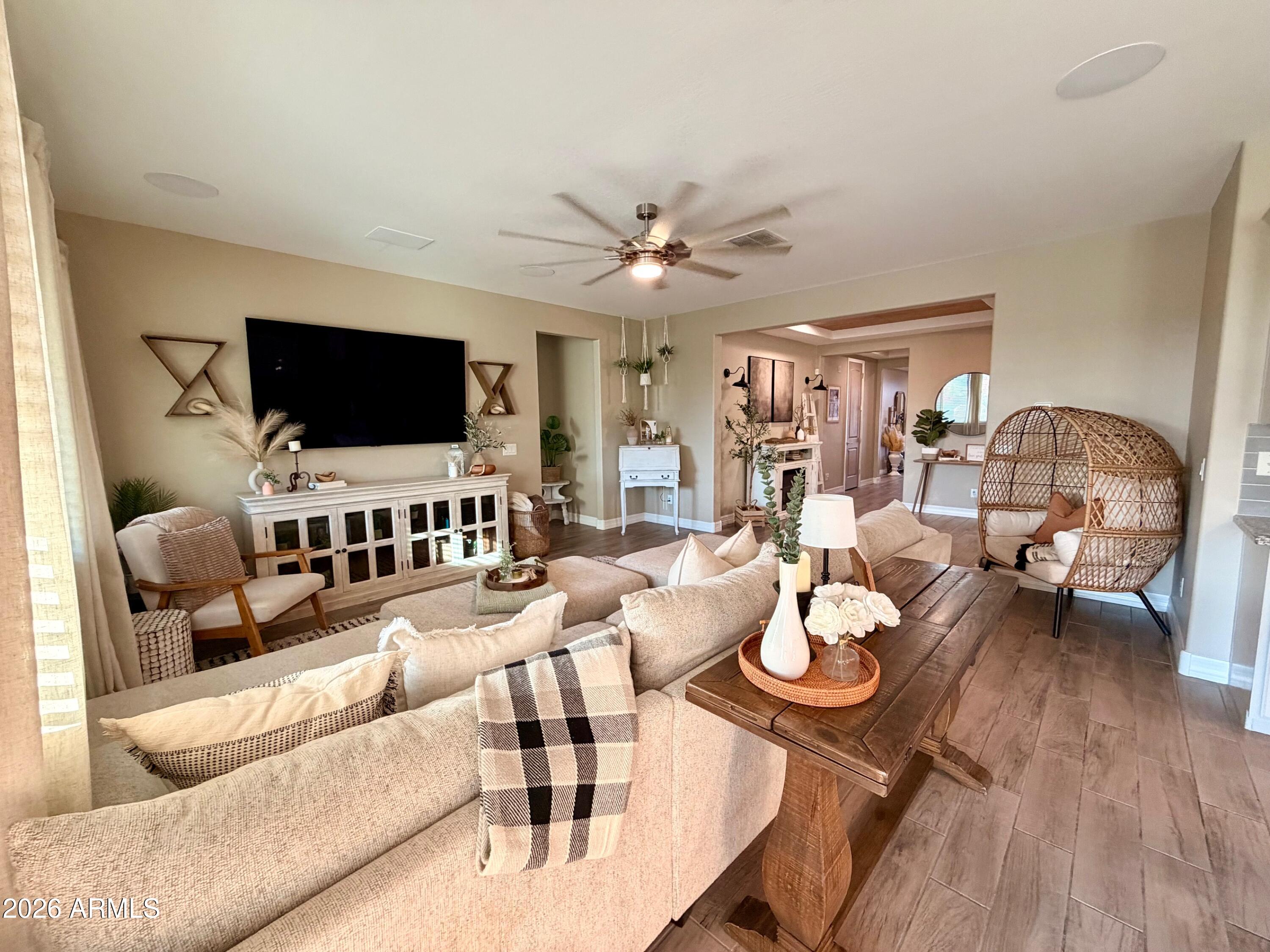 18861 W SAN JUAN Avenue