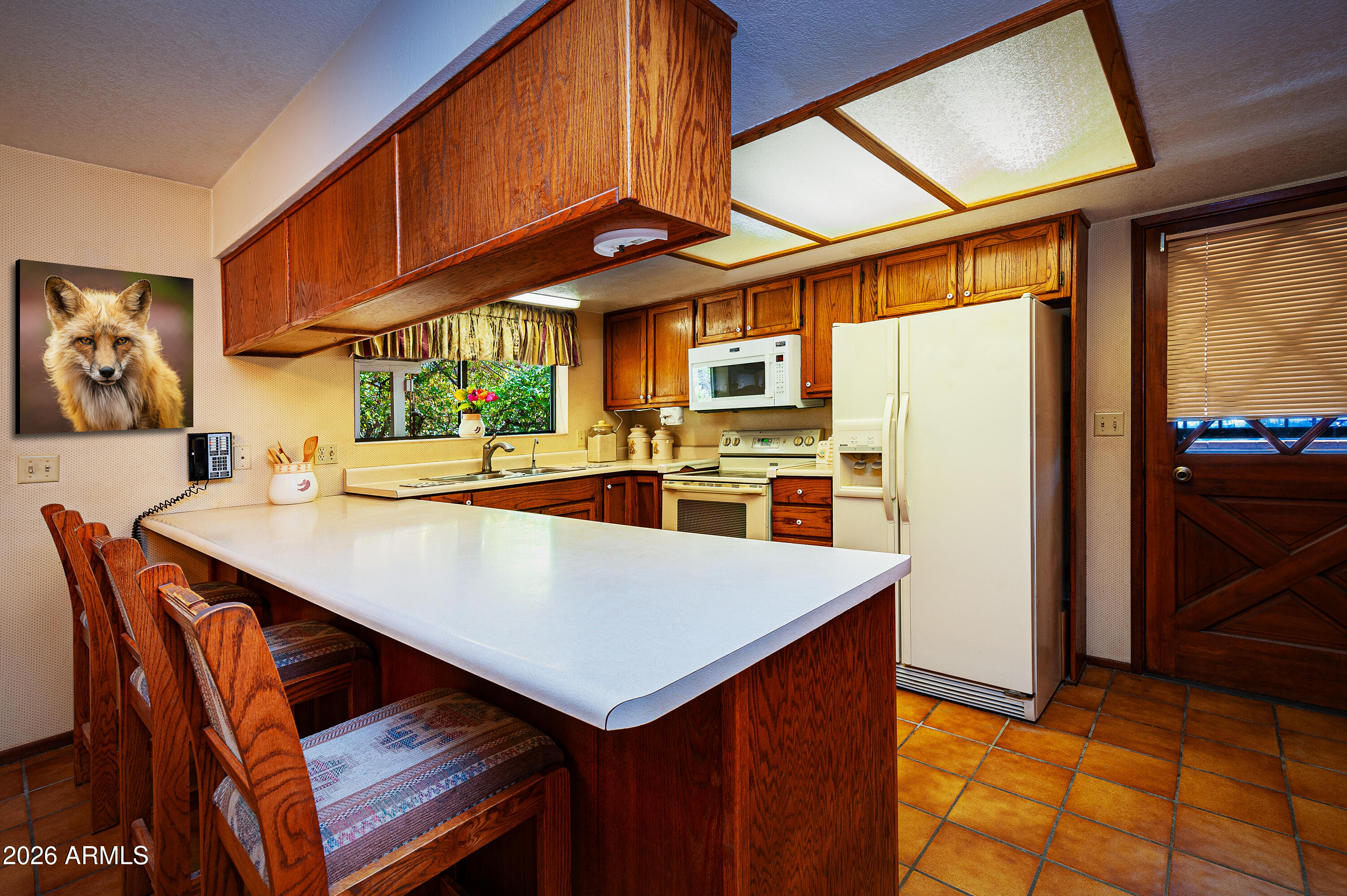 1945 S Loy Road
