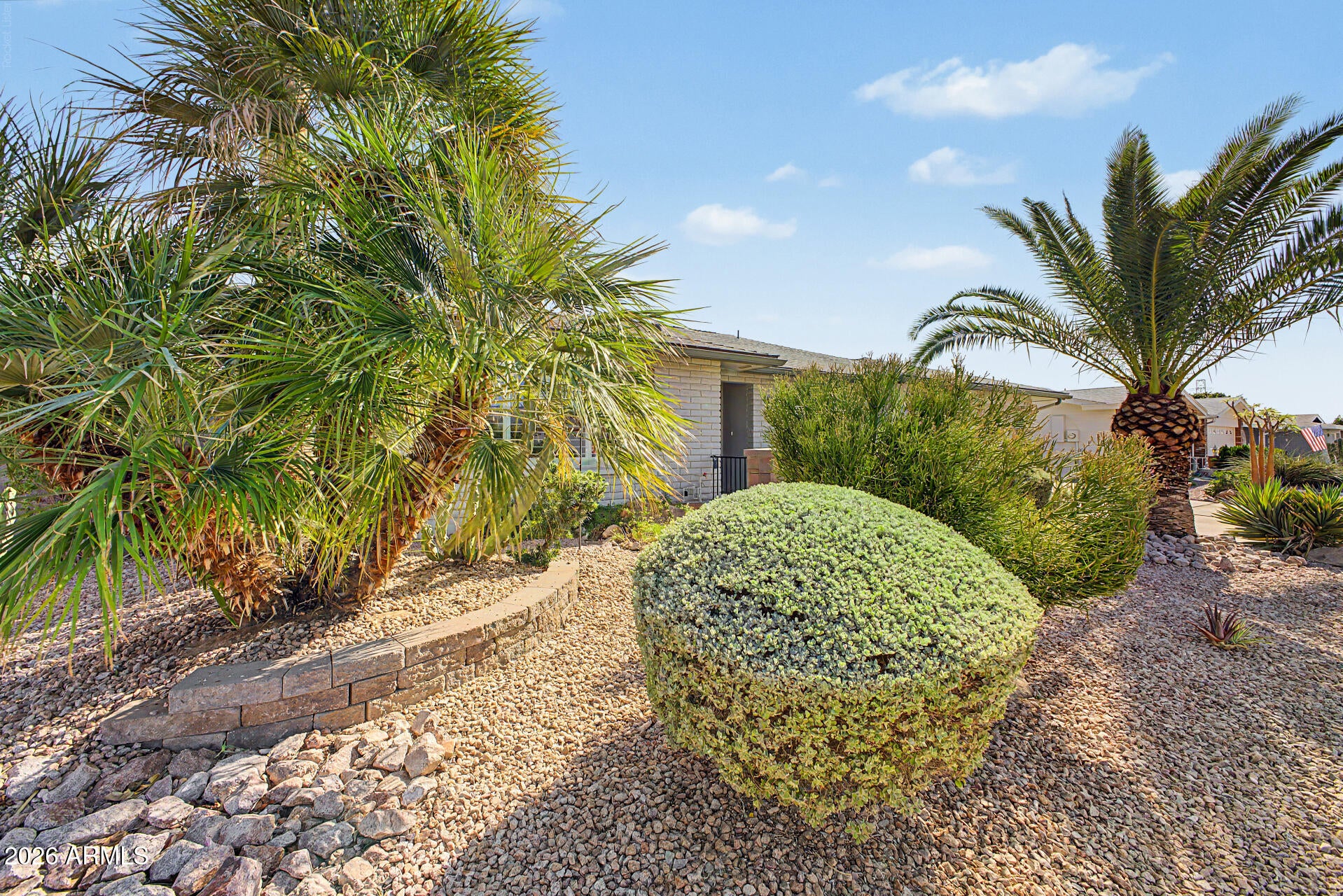 Properties 4 4143 E Crescent Avenue