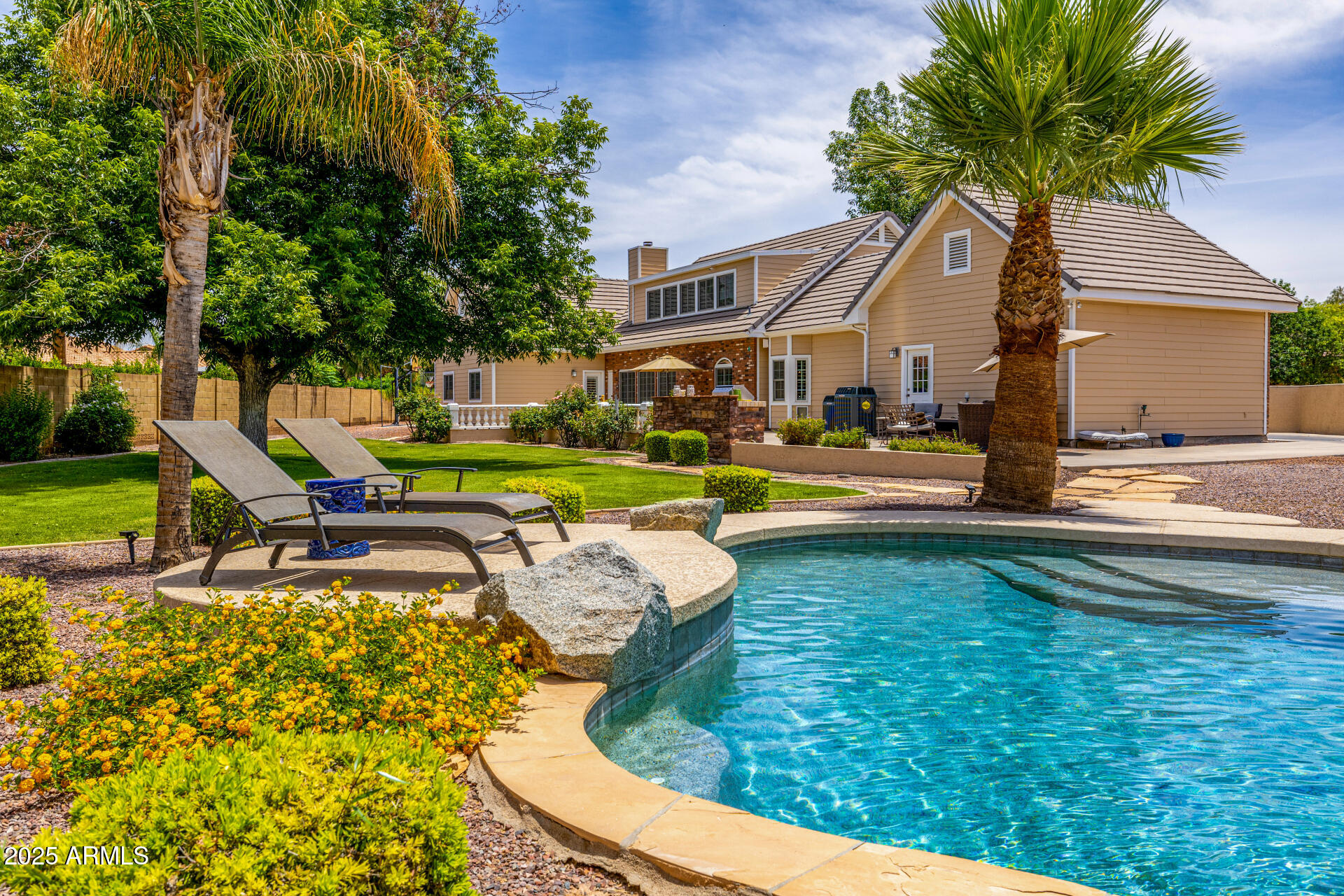 198 N PECAN Court
