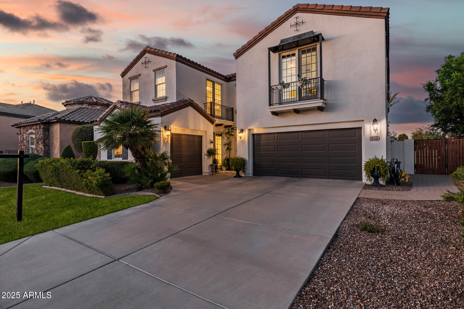 846 E MEAD Drive