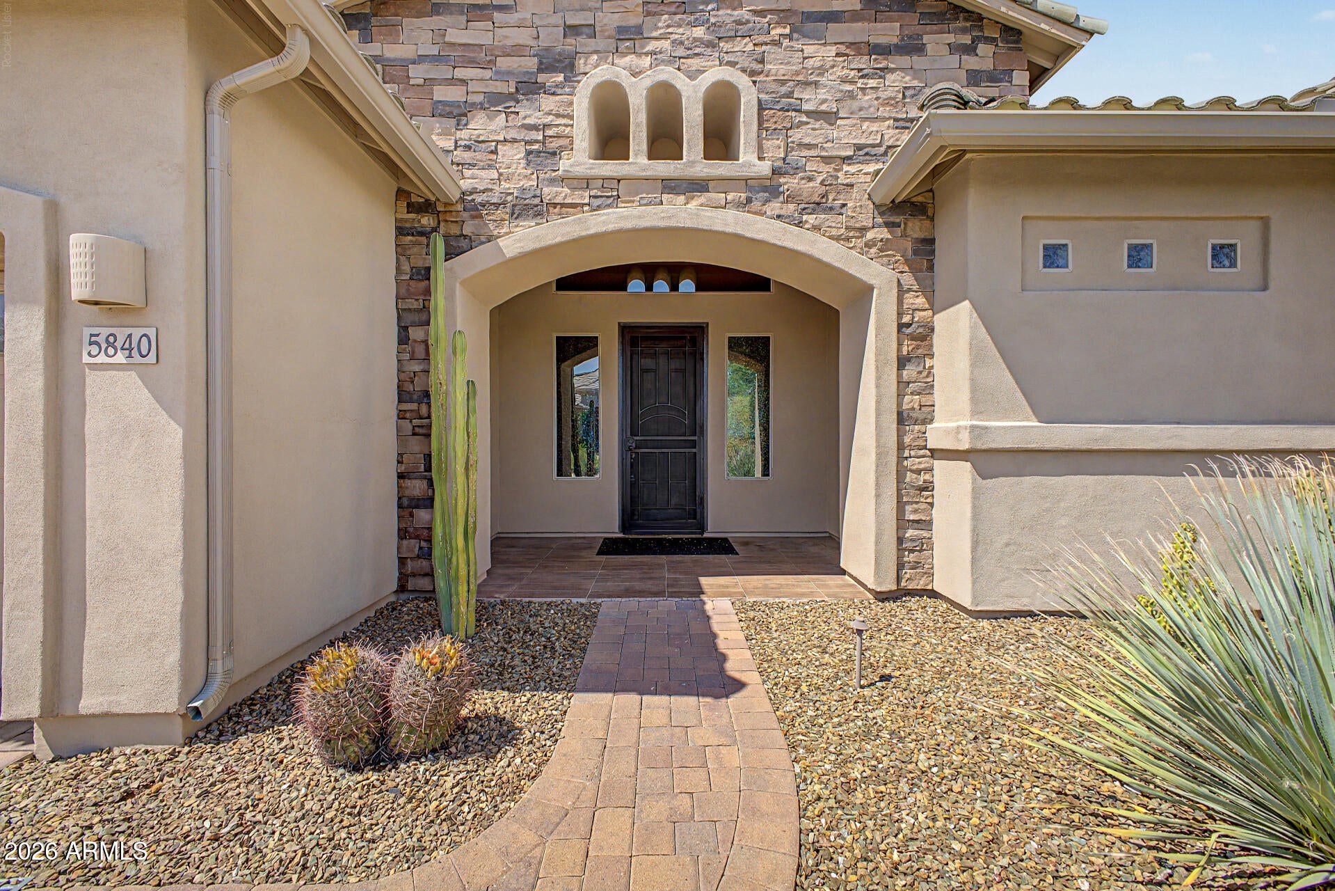 5840 E SIERRA SUNSET Trail