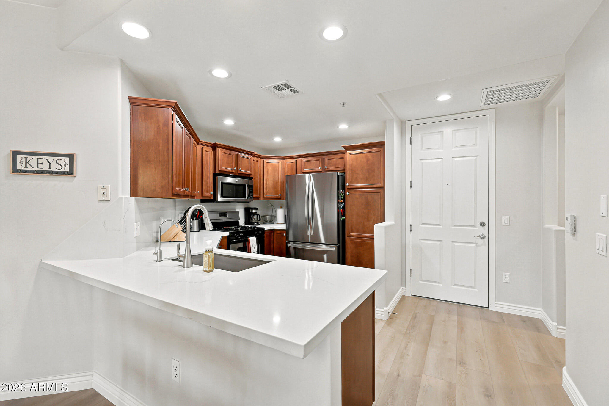 5350 E DEER VALLEY Drive 2431