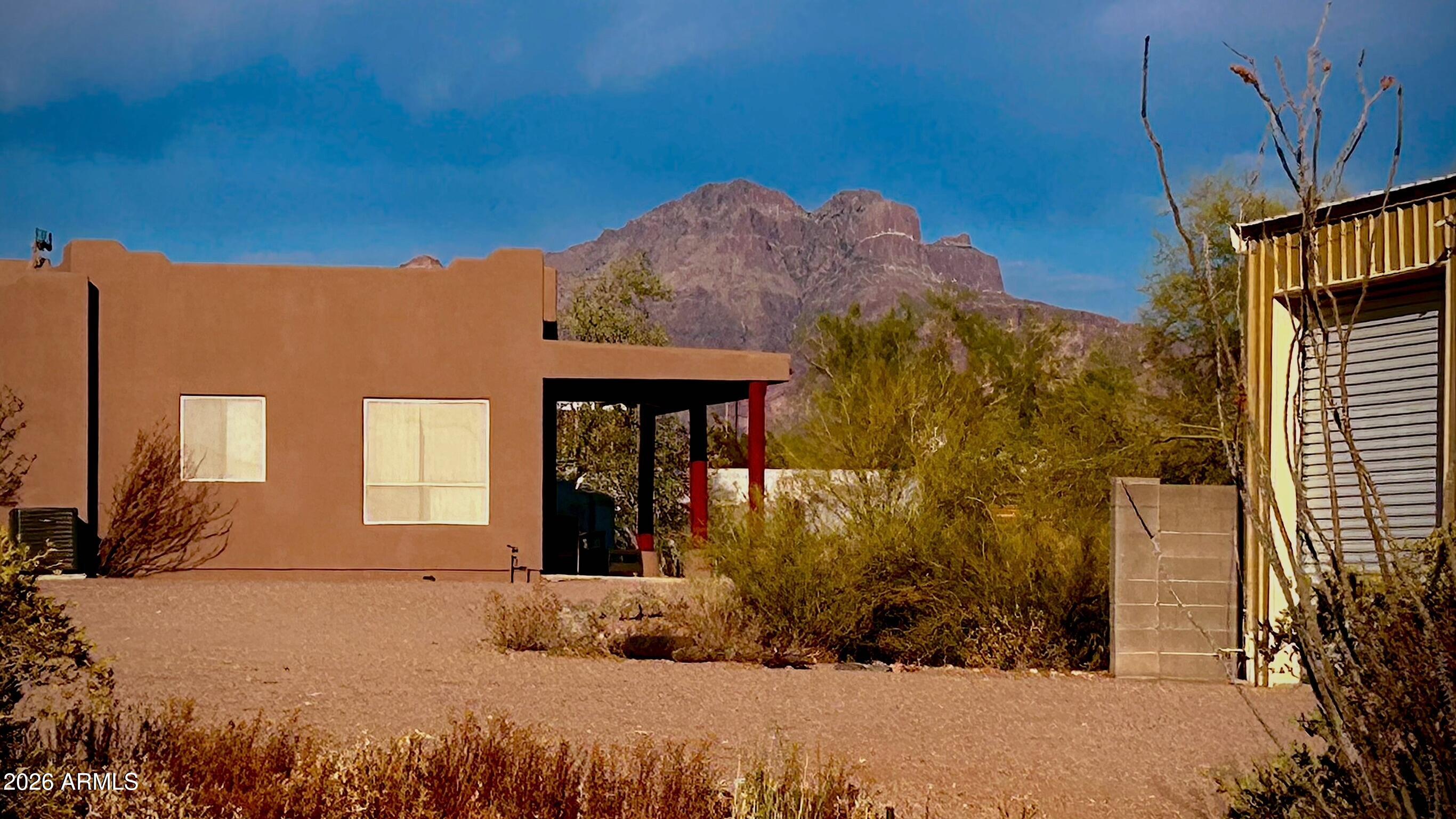 1437 W Saddle Butte Street