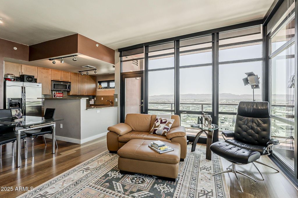 Photo of 310 S 4th Street #1601, Phoenix, AZ 85004 (MLS # 6869481)