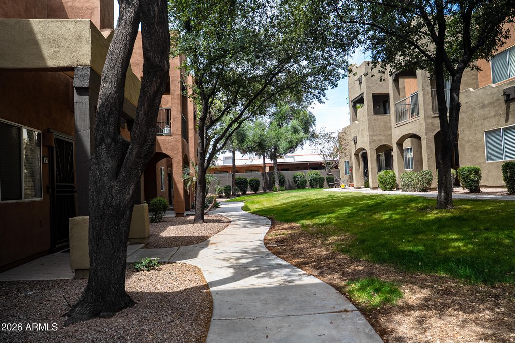 Photo of 1718 W Colter Street #157, Phoenix, AZ 85015 (MLS # 7032141)