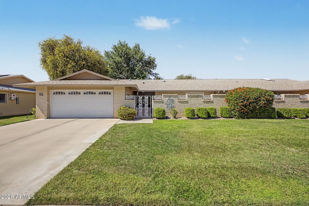 Photo of 19010 N Signal Butte Circle, Sun City, AZ 85373 (MLS # 7017710)