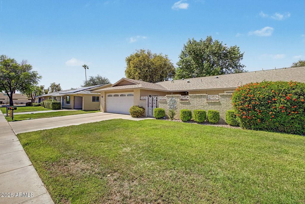 Photo of 19010 N Signal Butte Circle, Sun City, AZ 85373 (MLS # 7017710)