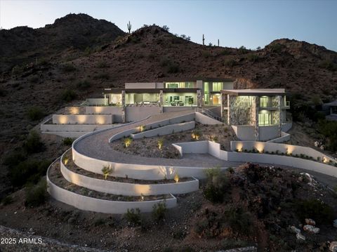 6800 N 39TH Place Paradise Valley AZ 85253