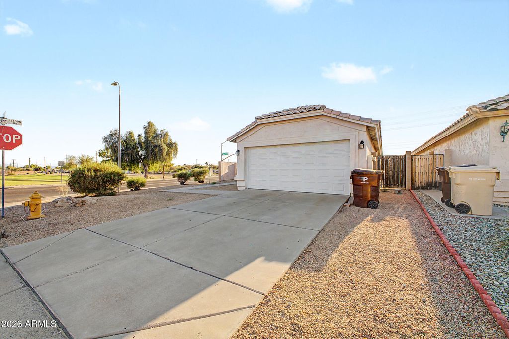 Photo of 13418 N 82nd Lane, Peoria, AZ 85381 (MLS # 7026478)