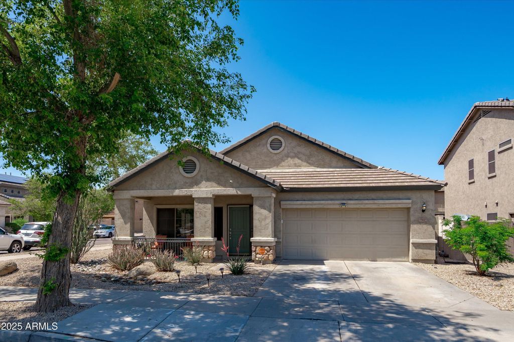 Photo of 17462 W Yavapai Street, Goodyear, AZ 85338 (MLS # 6915399)